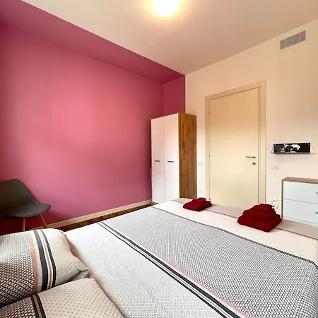 Apartman Chic - River View - Free Parking And Wifi Seriate